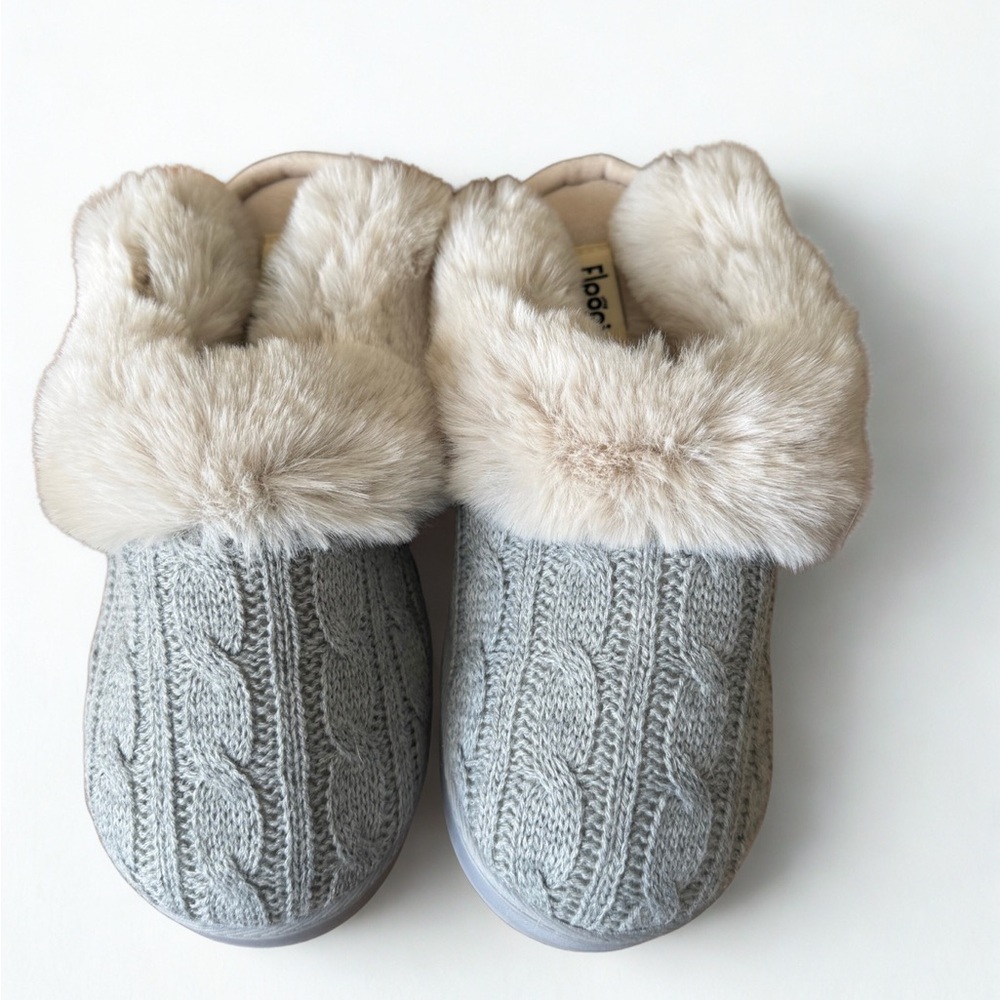 NWT Floopi Cable Knit Faux Fur Slippers Size L Oprah’s Favorite Cozy